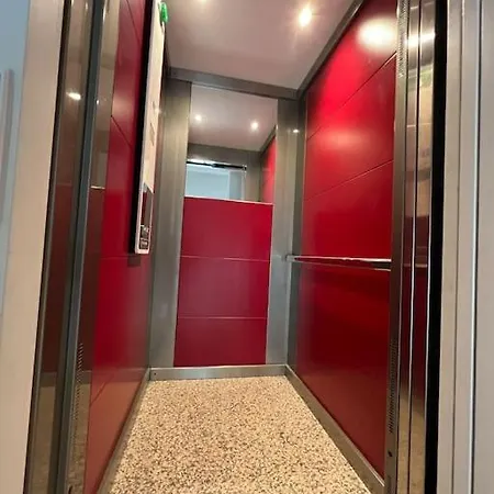 Centrico Y Con Encanto