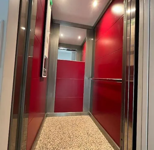 Centrico Y Con Encanto